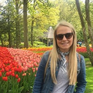 Meet your Posher, Katrina